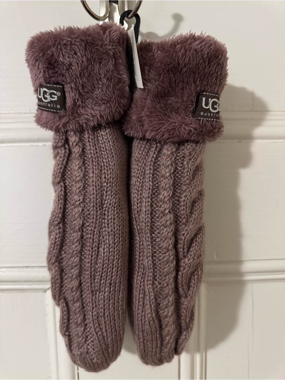 UGG Cable Knit Faux-Fur Cuff Sweater Mittens